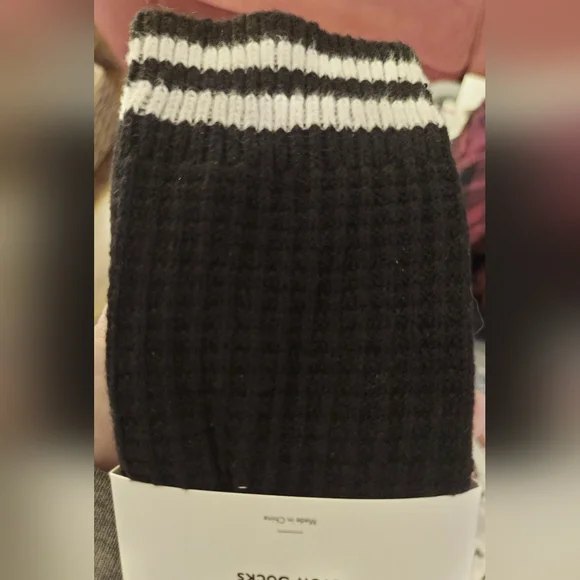 NEW Mens Nordstrom Waffle Crew Socks Black And White Size 6-12.5 - Picture 3 of 5